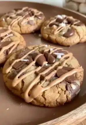 Cookies Kinder Nutella avec éclats de chocolat et pâte à tartiner