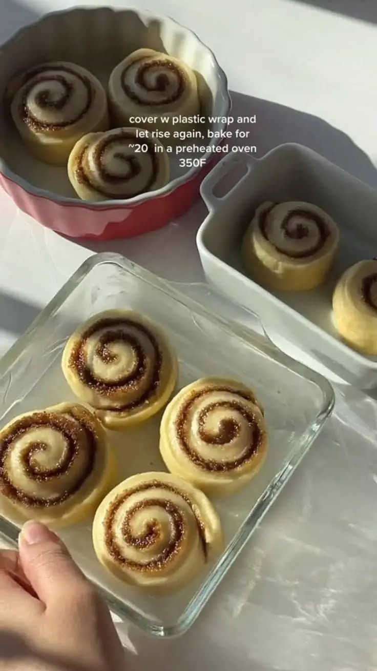 Mini roulés à la cannelle