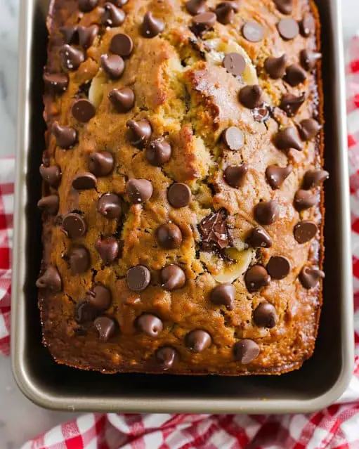 Pain de banane aux pépites de chocolat