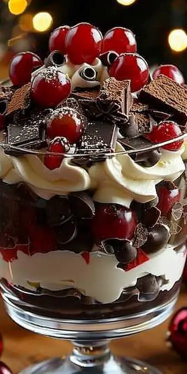 Trifle de Forêt Noire pour Noël - Dessert au Chocolat Facile